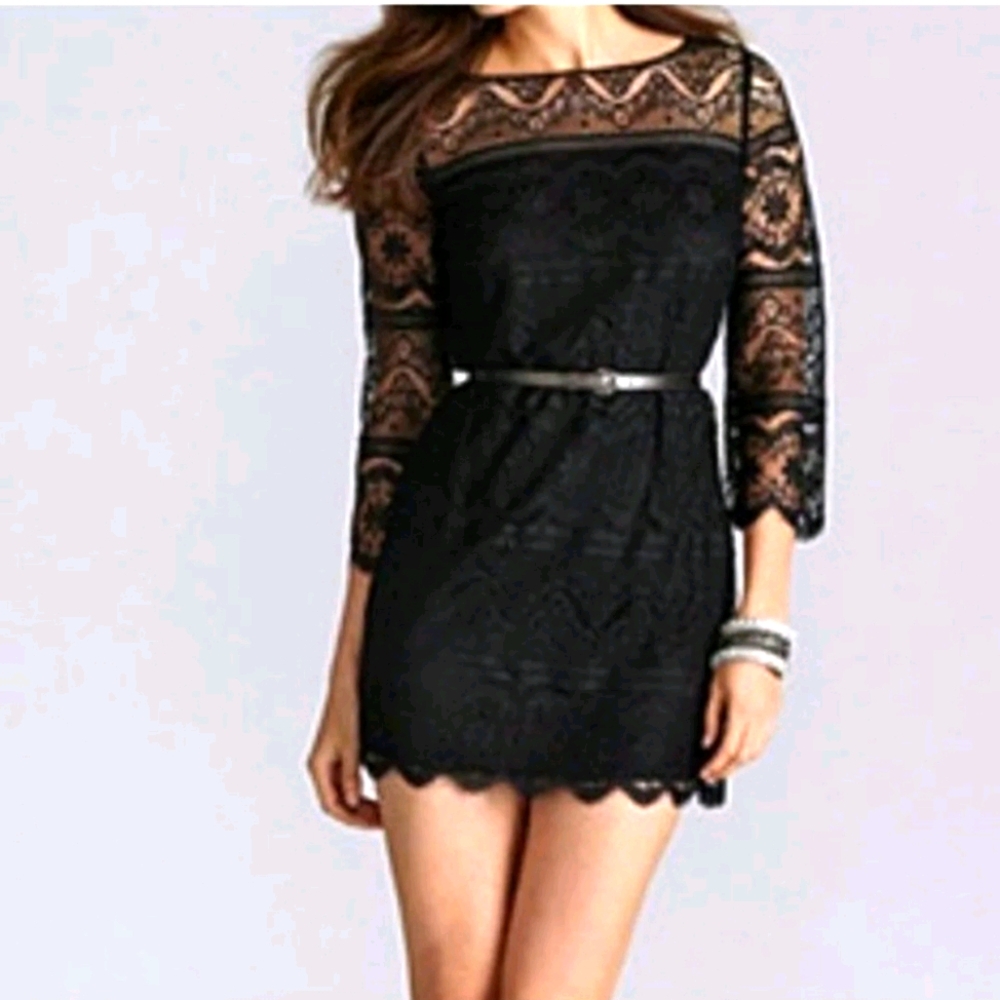 💕 NWOT Chelsea & violet black embroidered lace dress